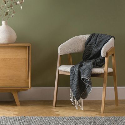 5 Star Hotel Room Minimalist Style White Fabric Solid Oak Leisure Armchair